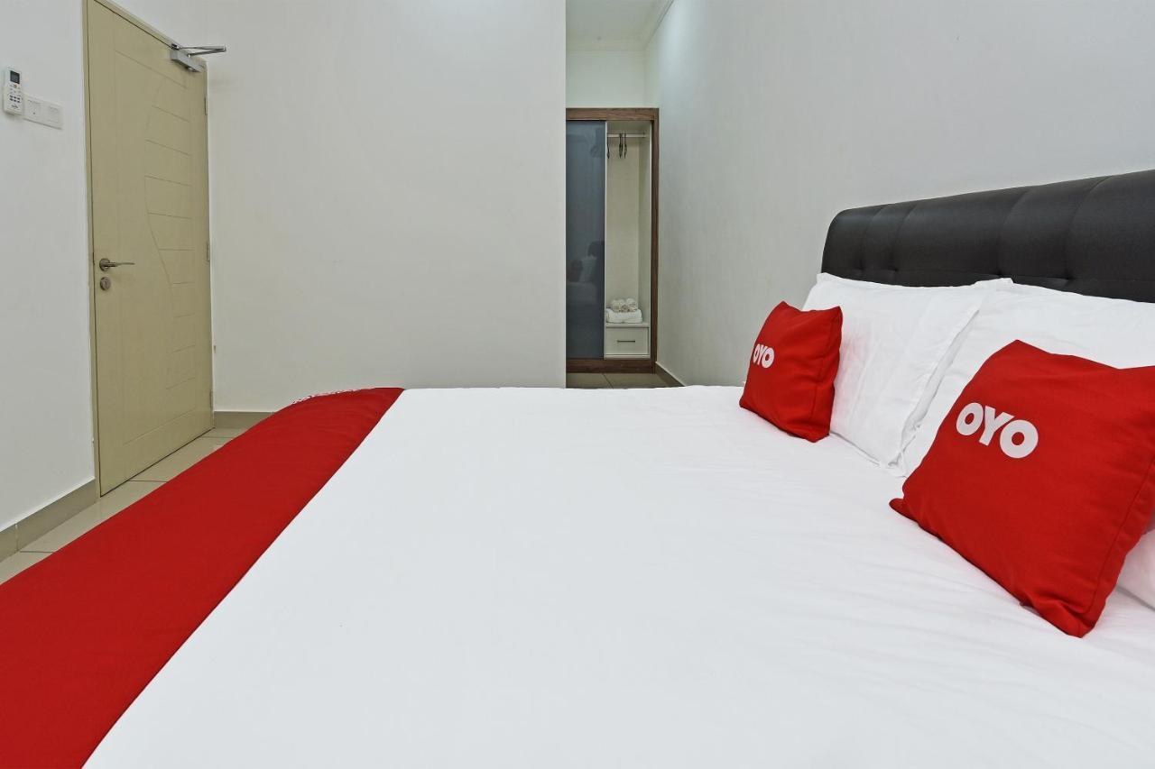 Capital O 90614 Cvia Ummul Hotel Padang Besar Dış mekan fotoğraf