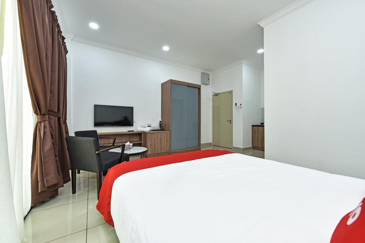 Capital O 90614 Cvia Ummul Hotel Padang Besar Dış mekan fotoğraf